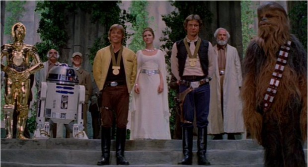 End-ceremony-star-wars-a-new-hope-12500053-820-444