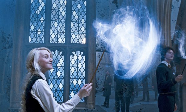 EVANNA LYNCH as Luna Lovegood in Warner Bros. Pictures' fantasy "Harry Potter and the Order of the Phoenix. PHOTOGRAPHS TO BE USED SOLELY FOR ADVERTISING, PROMOTION, PUBLICITY OR REVIEWS OF THIS SPECIFIC MOTION PICTURE AND TO REMAIN THE PROPERTY OF THE STUDIO. NOT FOR SALE OR REDISTRIBUTION
