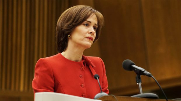 THE PEOPLE v. O.J. SIMPSON: AMERICAN CRIME STORY "Manna From Heaven" Episode 109 (Airs Tuesday, March 29, 10:00 pm/ep) -- Pictured: Sarah Paulson as Marcia Clark. CR: Byron Cohen /FX