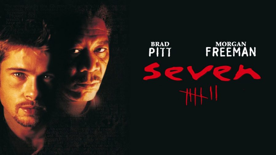 Fotograma oscuro y lluvioso de Seven que refleja la atmósfera opresiva del thriller de David Fincher.